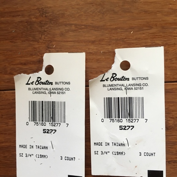Le Bouton Gold Star buttons 6 - Picture 2 of 2